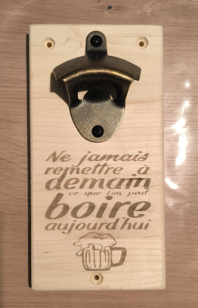 Décapsuleur en bois