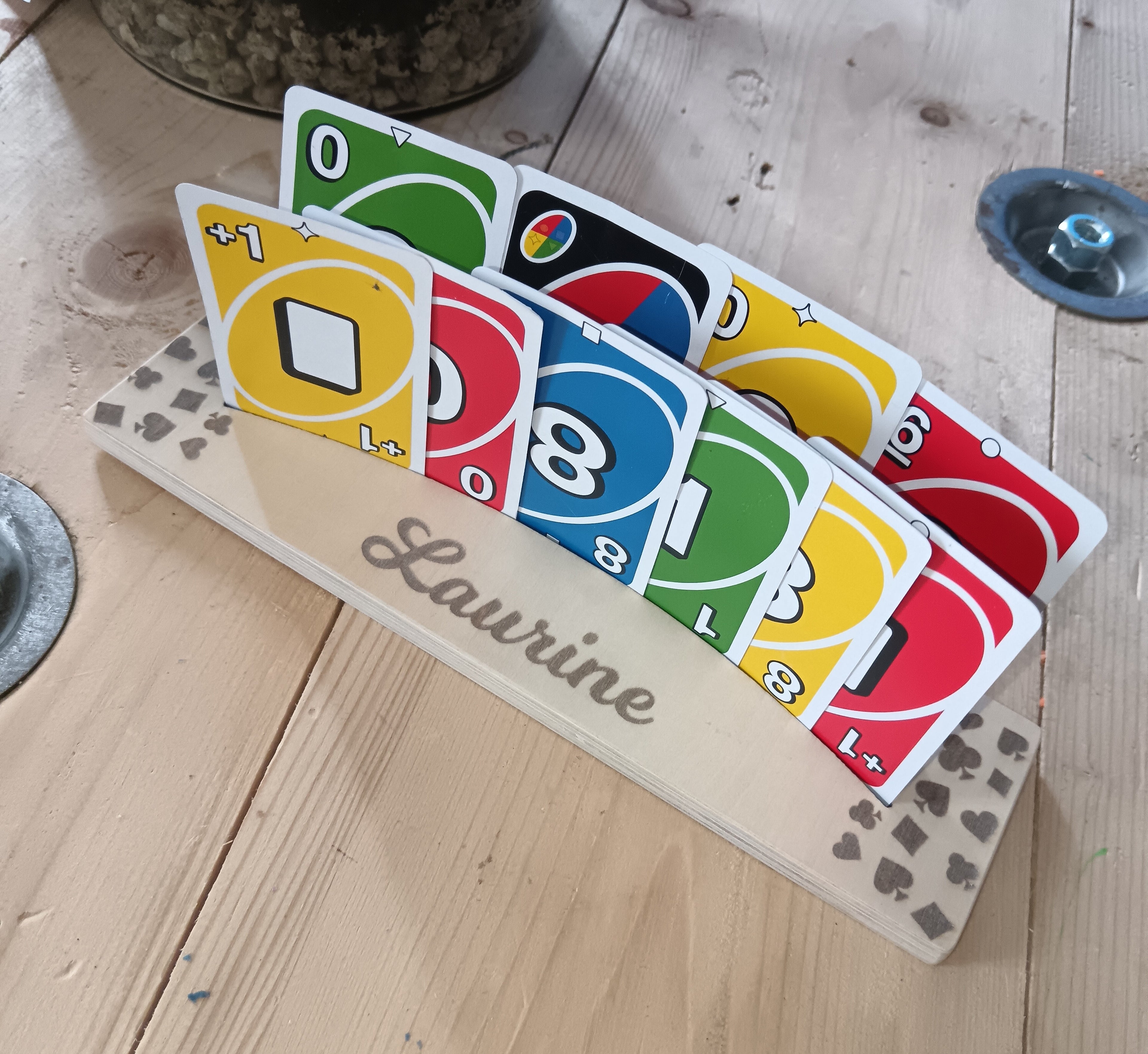 Support de carte en bois personnalisable